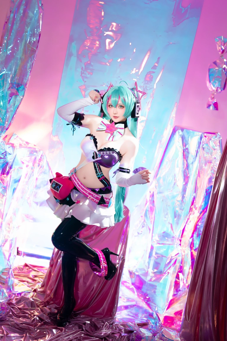 星之迟迟《2024年07月计划B Miku初音未来 喵斯快跑》写真图集 73P+1V｜在线预览与图包下载
