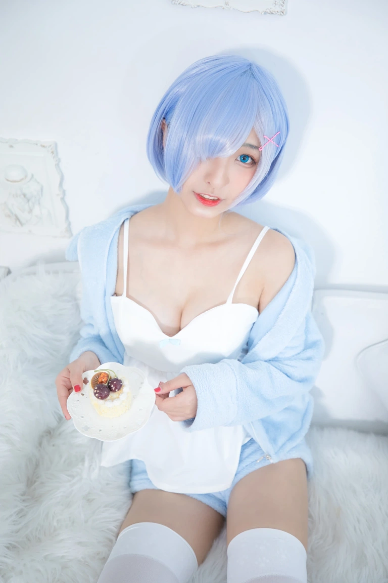 神楽坂真冬《第二季 序号8：蕾姆《Milk by blue》》写真图集 150P｜在线预览与图包下载