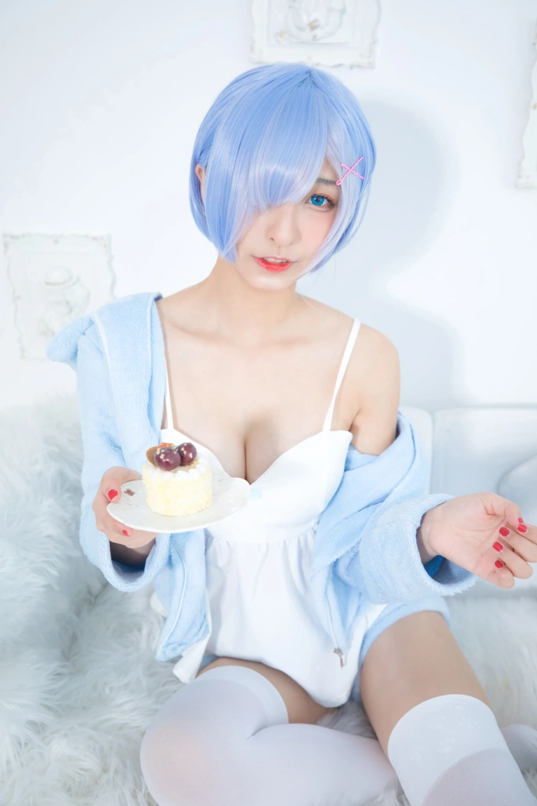 神楽坂真冬《第二季 序号8：蕾姆《Milk by blue》》写真图集 150P｜在线预览与图包下载