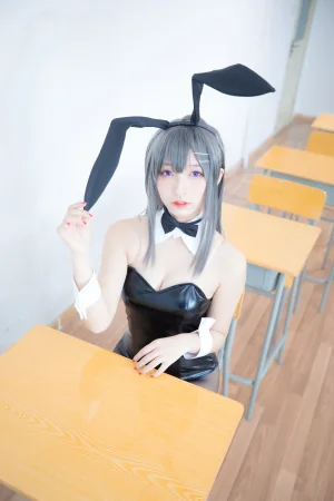 神楽坂真冬《第二季 序号9：樱岛麻衣《白昼梦》》写真图集 150P｜在线预览与图包下载
