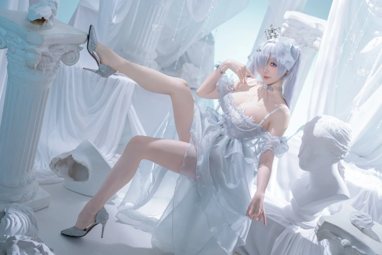 星之迟迟《2025年02月计划D NIKKE 灰姑娘》写真图集 37P｜在线预览与图包下载