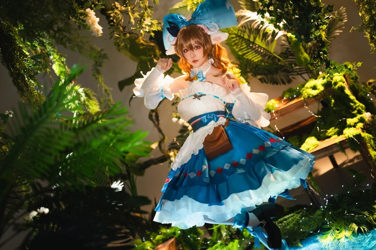 星之迟迟《2025年5月计划A 明日方舟 纯烬艾雅法拉·远行前的野餐》写真图集 34P｜在线预览与图包下载
