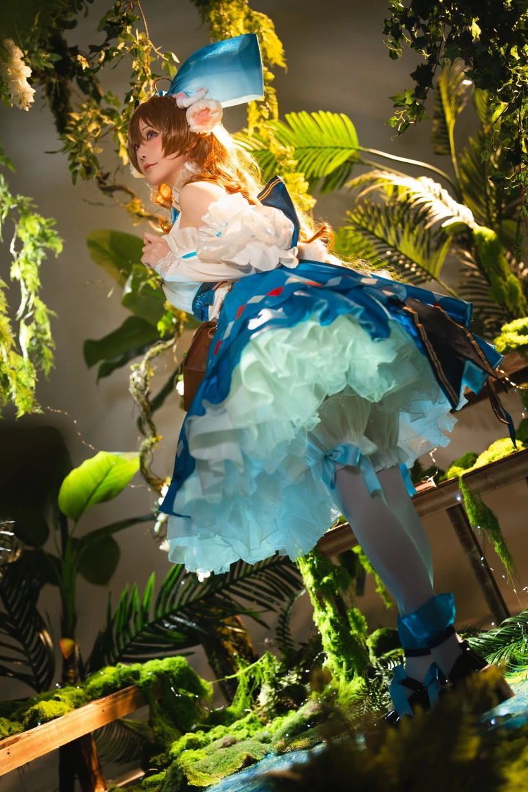 星之迟迟《2025年5月计划A 明日方舟 纯烬艾雅法拉·远行前的野餐》写真图集 34P｜在线预览与图包下载