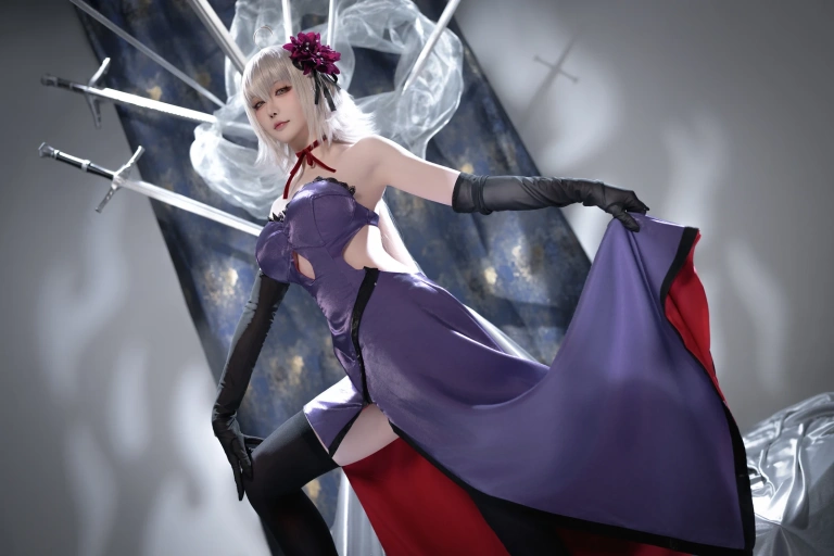 星之迟迟《2025年5月计划B FGO 黑贞德alter嘉年华礼服》写真图集 33P｜在线预览与图包下载
