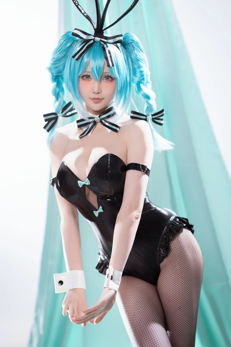 星之迟迟《2025年5月计划C 初音未来兔女郎》写真图集 44P+1V｜在线预览与图包下载