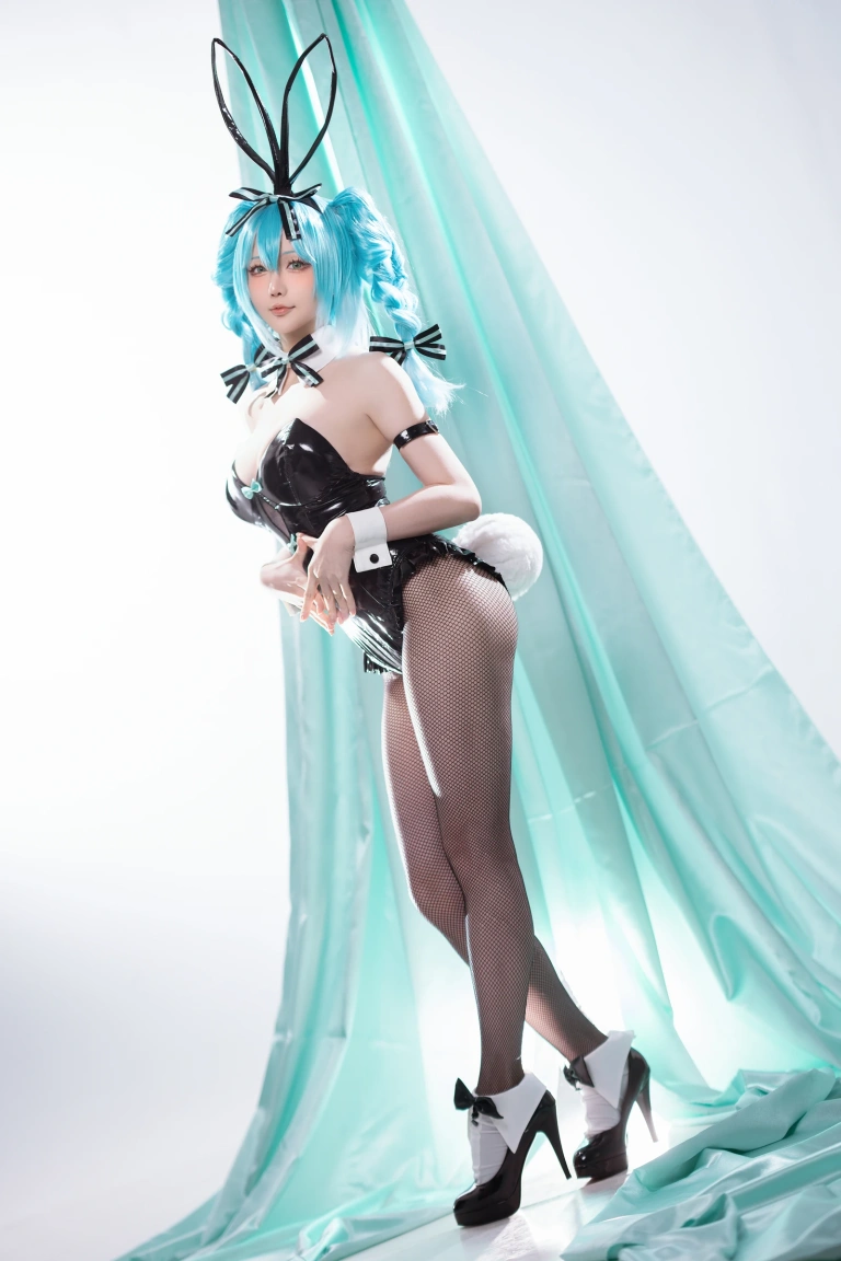星之迟迟《2025年5月计划C 初音未来兔女郎》写真图集 44P+1V｜在线预览与图包下载