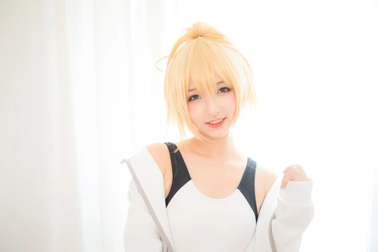 神楽坂真冬《第二季 序号10：白贞德《Swimingthedrea》》写真图集 150P｜在线预览与图包下载