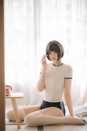 念雪《体操服》写真图集 40P｜在线预览与图包下载