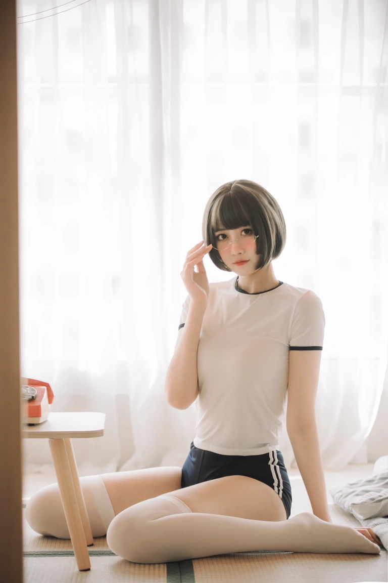 念雪《体操服》写真图集 40P｜在线预览与图包下载
