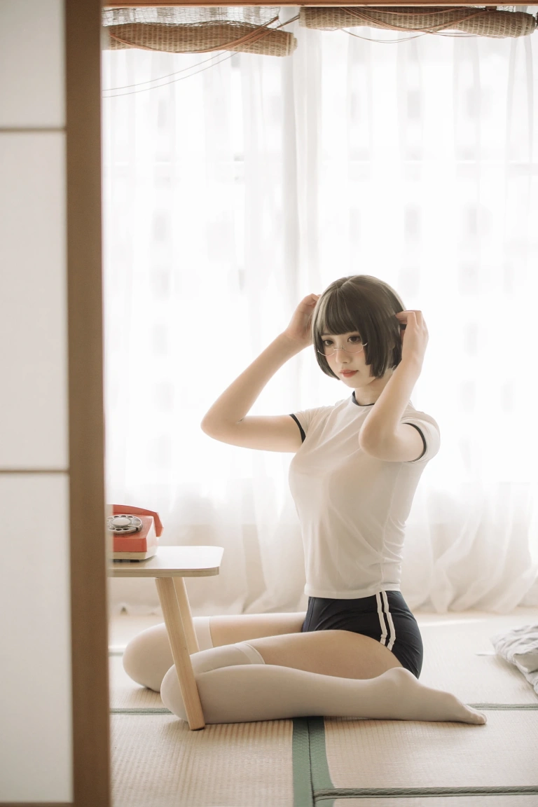 念雪《体操服》写真图集 40P｜在线预览与图包下载