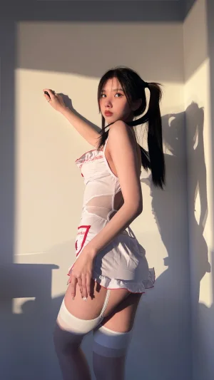 果咩酱《情人节》写真图集 40P｜在线预览与图包下载
