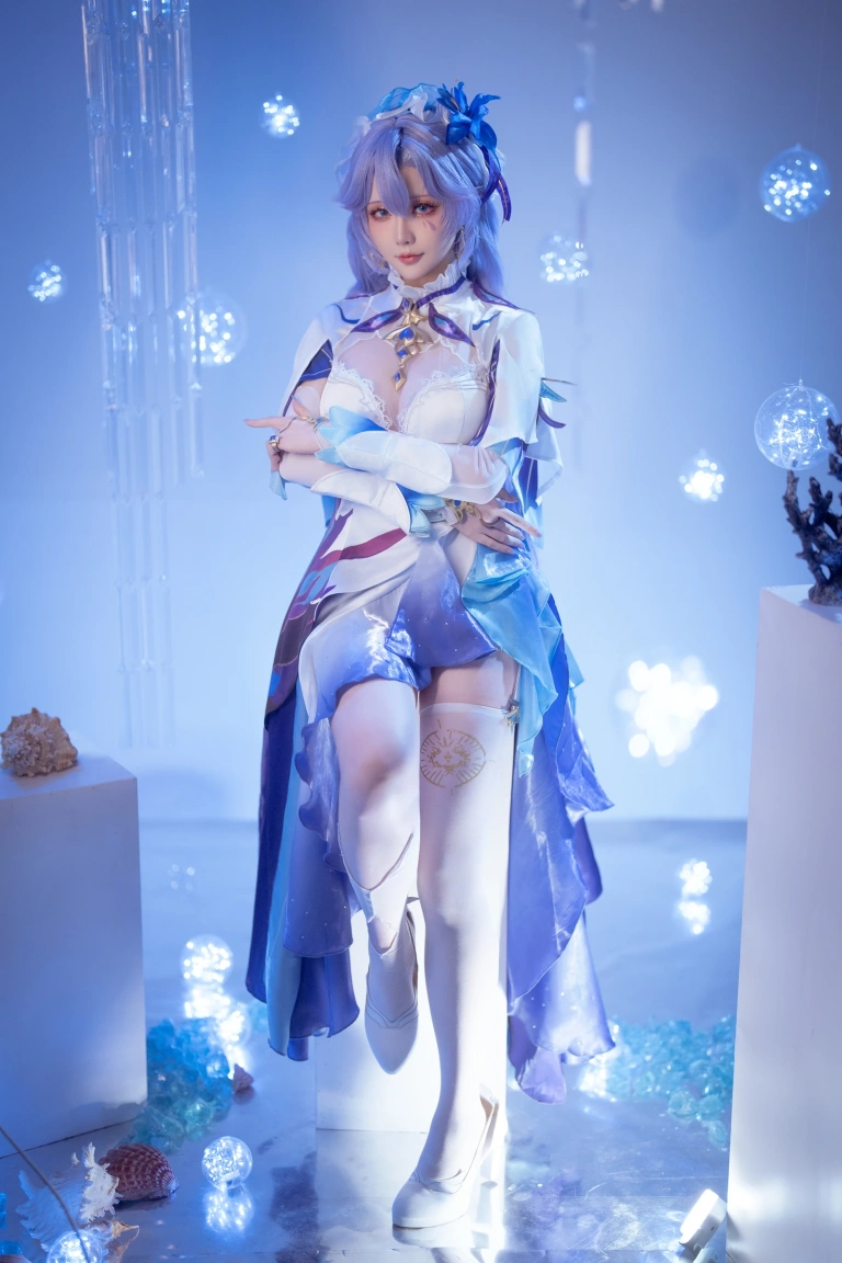 星之迟迟《2025年08月计划A 鸣潮 坎特蕾拉 [30P-177MB]》写真图集 30P｜在线预览与图包下载