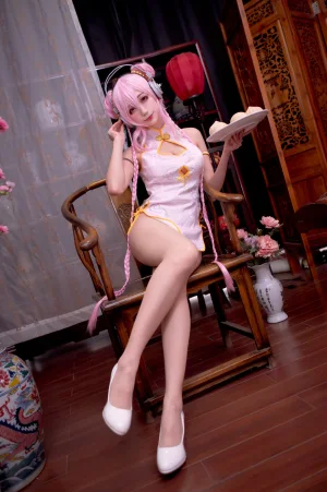 周叽是可爱兔兔《旗袍索尼子》写真图集 14P｜在线预览与图包下载