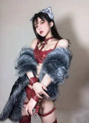 果咩酱《红太狼》写真图集 40P｜在线预览与图包下载
