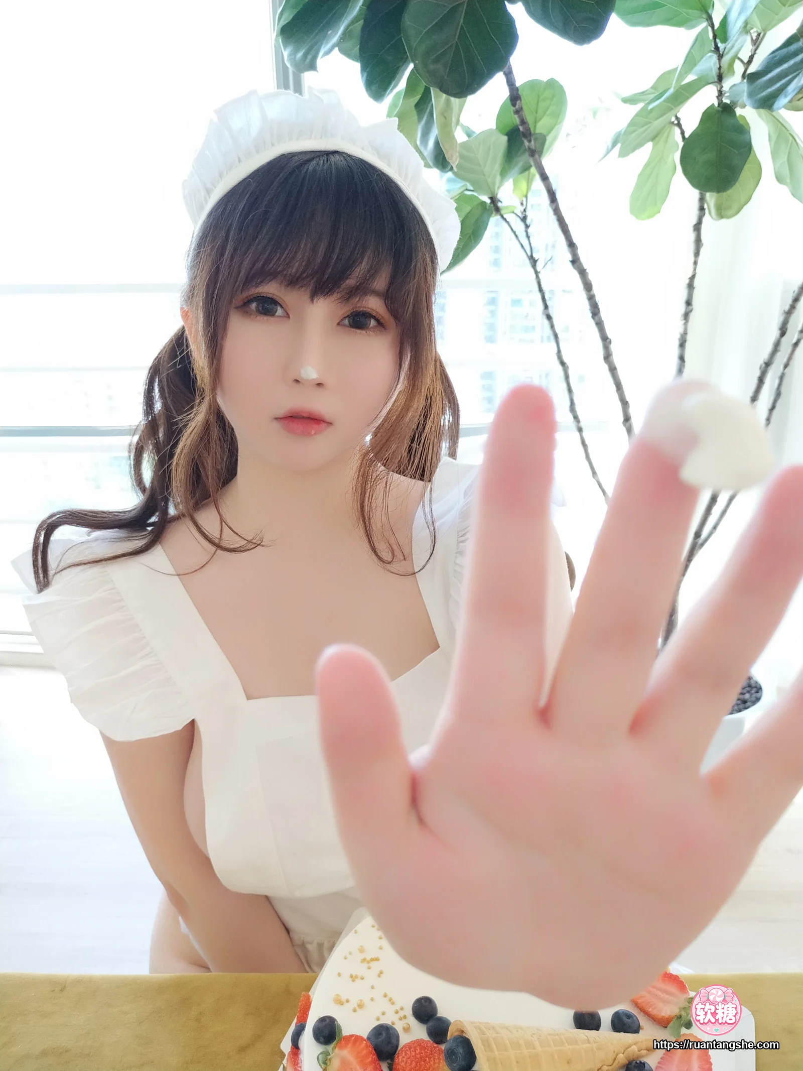 依酱 依酱 NO.30 - 小厨娘