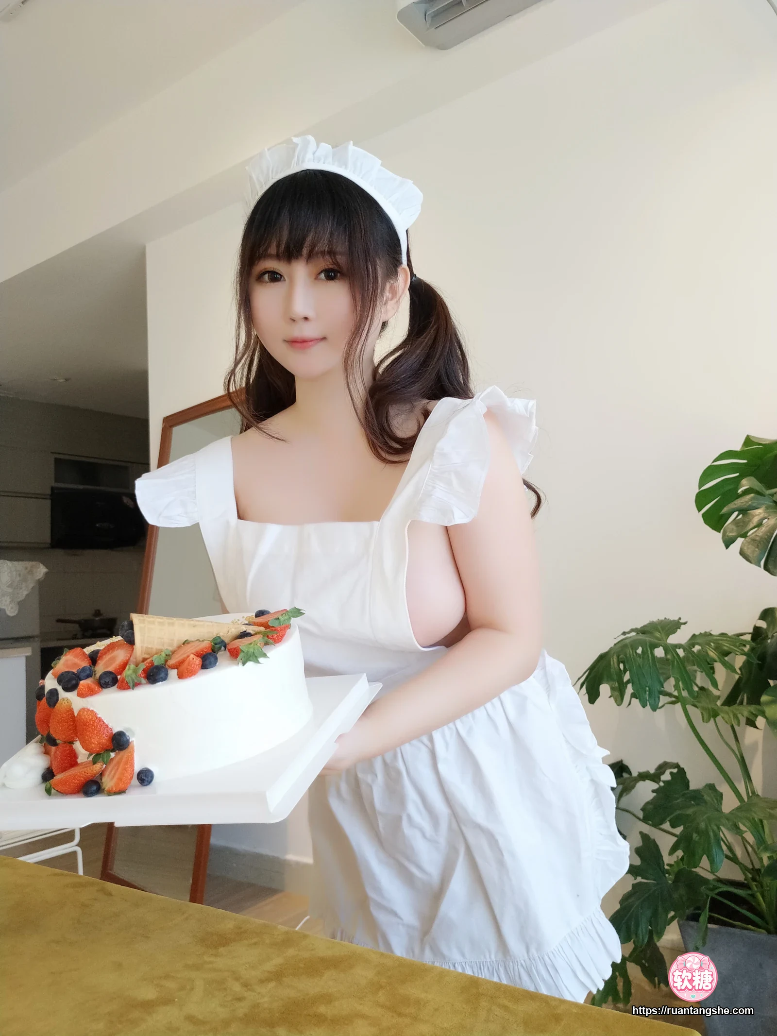 依酱 依酱 NO.30 - 小厨娘