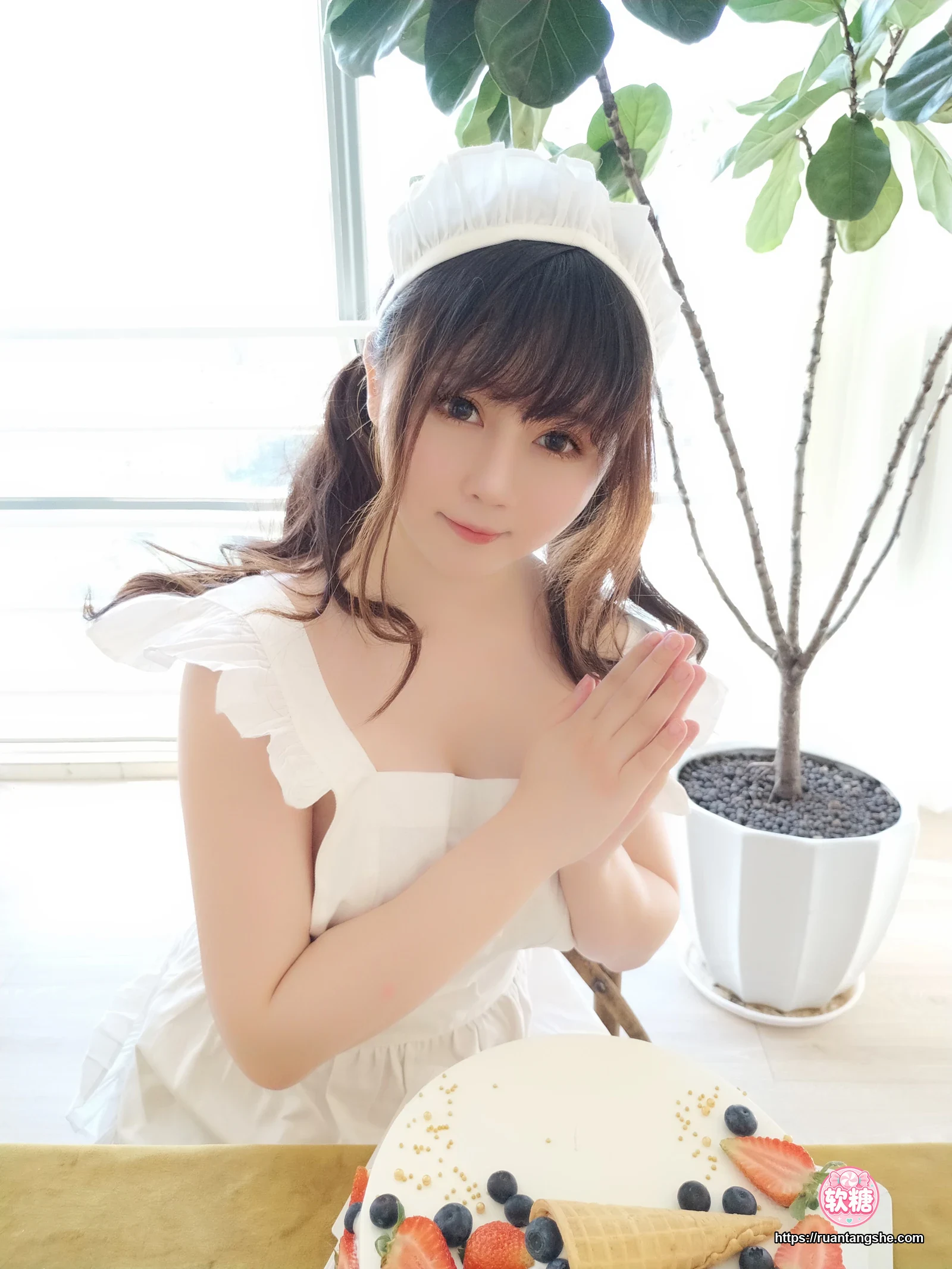 依酱 依酱 NO.30 - 小厨娘