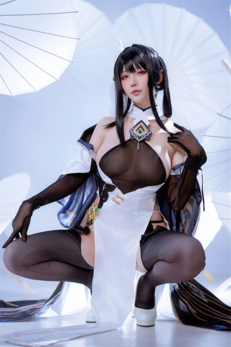 星之迟迟《镇海 改》写真图集 44P｜在线预览与图包下载