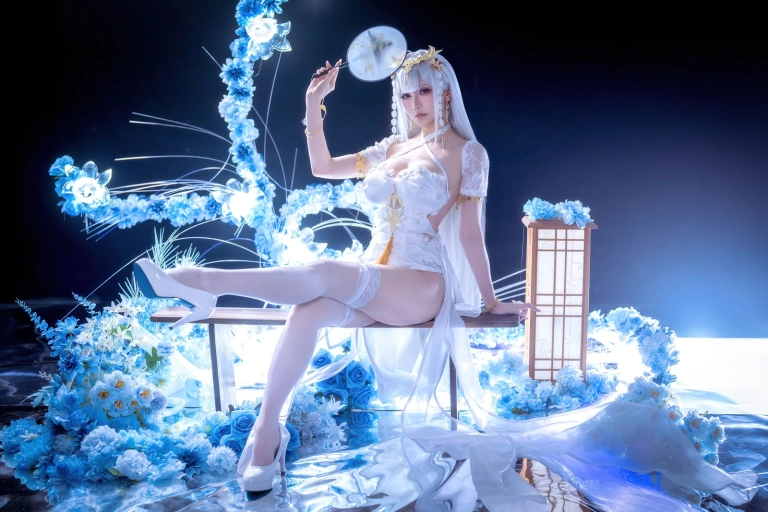 星之迟迟《2026年01月计划E 埃姆登 碧蓝航线》写真图集 50P｜在线预览与图包下载