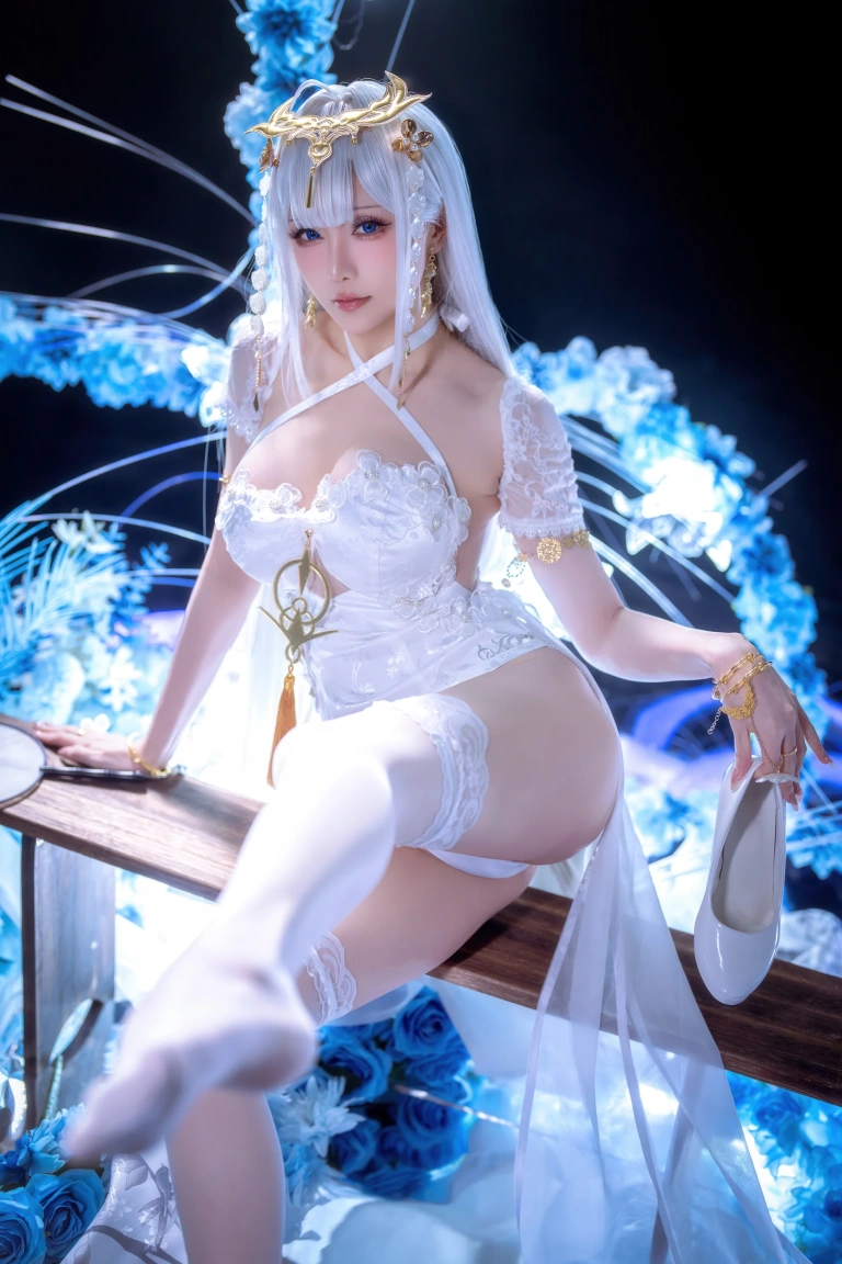 星之迟迟《2026年01月计划E 埃姆登 碧蓝航线》写真图集 50P｜在线预览与图包下载