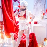 星之迟迟《2026年03月上 1 – 贝尔法斯特（碧蓝航线）》写真图集 49P｜在线预览与图包下载