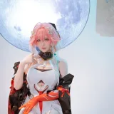 星之迟迟《2025年10月计划A 鸣潮 长离》写真图集 24P｜在线预览与图包下载