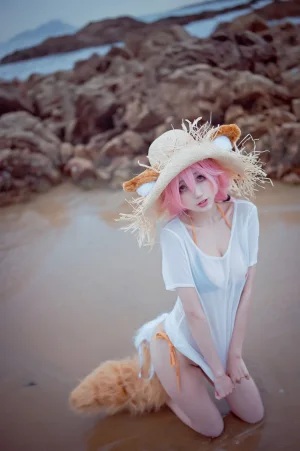 周叽是可爱兔兔《小玉泳装》写真图集 23P｜在线预览与图包下载