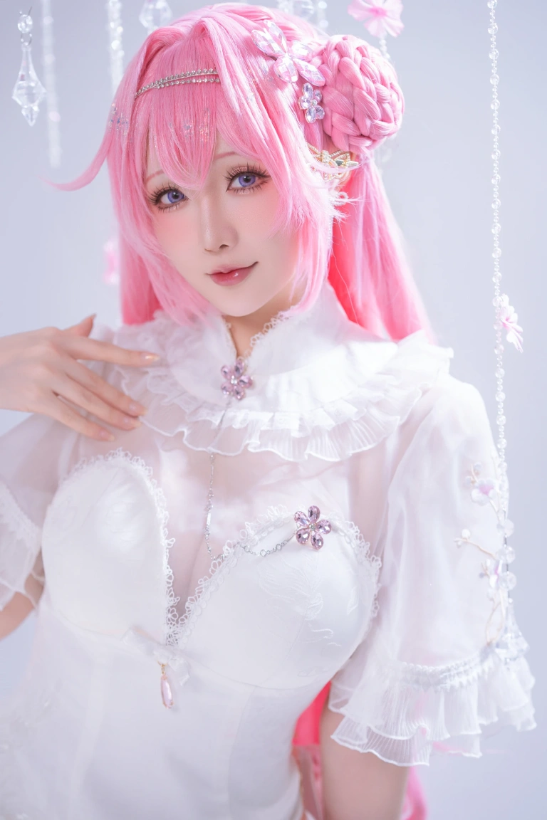 星之迟迟《2025年10月计划D 胜利女神：妮姬 桃乐丝》写真图集 44P｜在线预览与图包下载