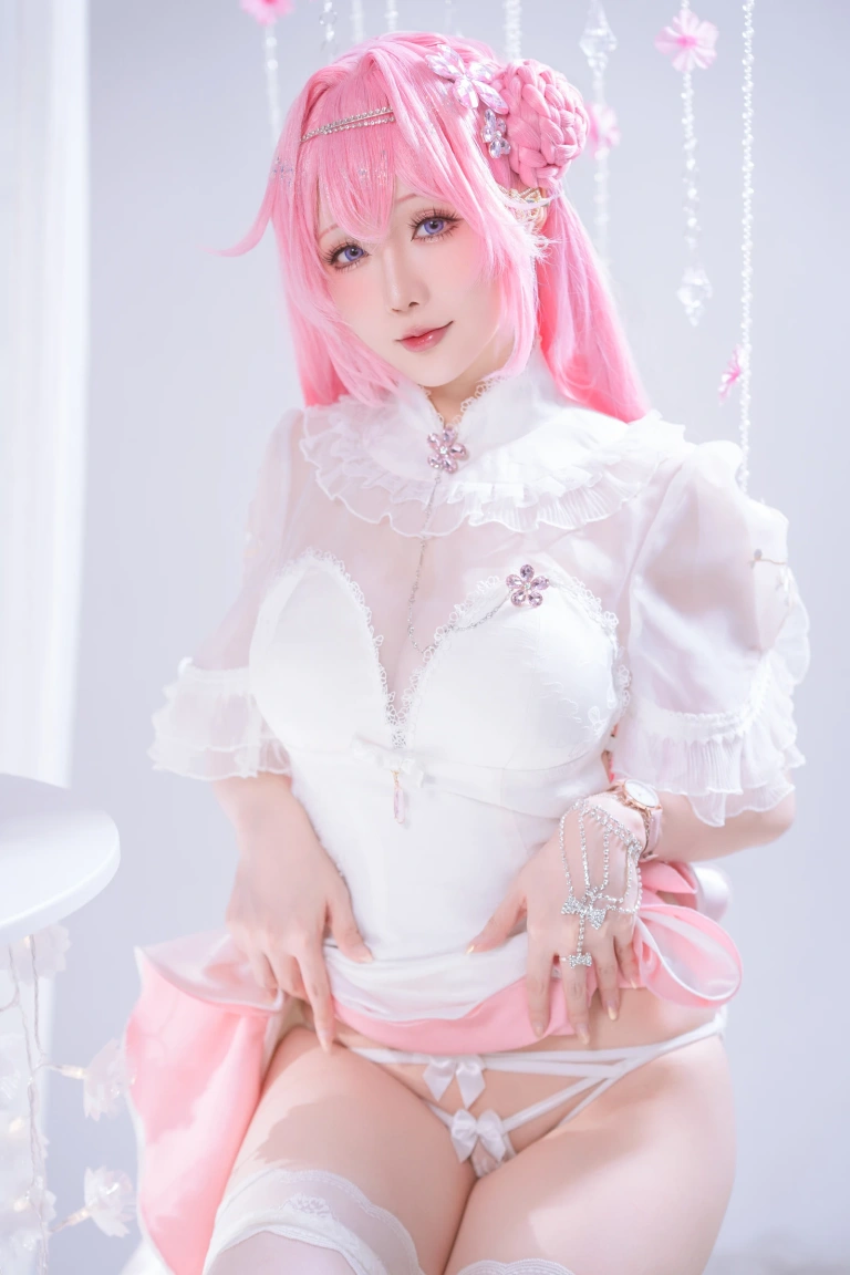 星之迟迟《2025年10月计划D 胜利女神：妮姬 桃乐丝》写真图集 44P｜在线预览与图包下载