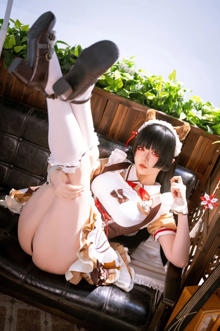 星之迟迟《2026年04月计划 鸣潮 千咲·联动咖啡女仆》写真图集 42P｜在线预览与图包下载
