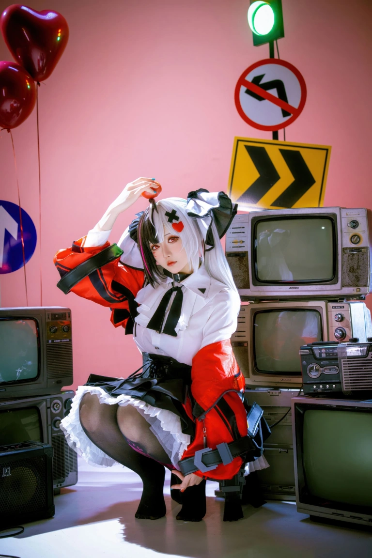 星之迟迟《2026年06月计划 异环 安魂曲原皮+同人》写真图集 120P｜在线预览与图包下载