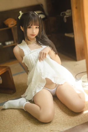蠢沫沫《白吊带》写真图集 115P+1V｜在线预览与图包下载