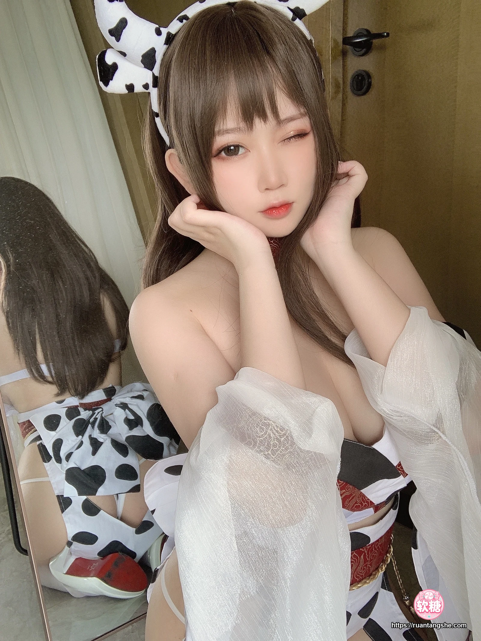依酱 依酱 NO.42 - 牛牛和服