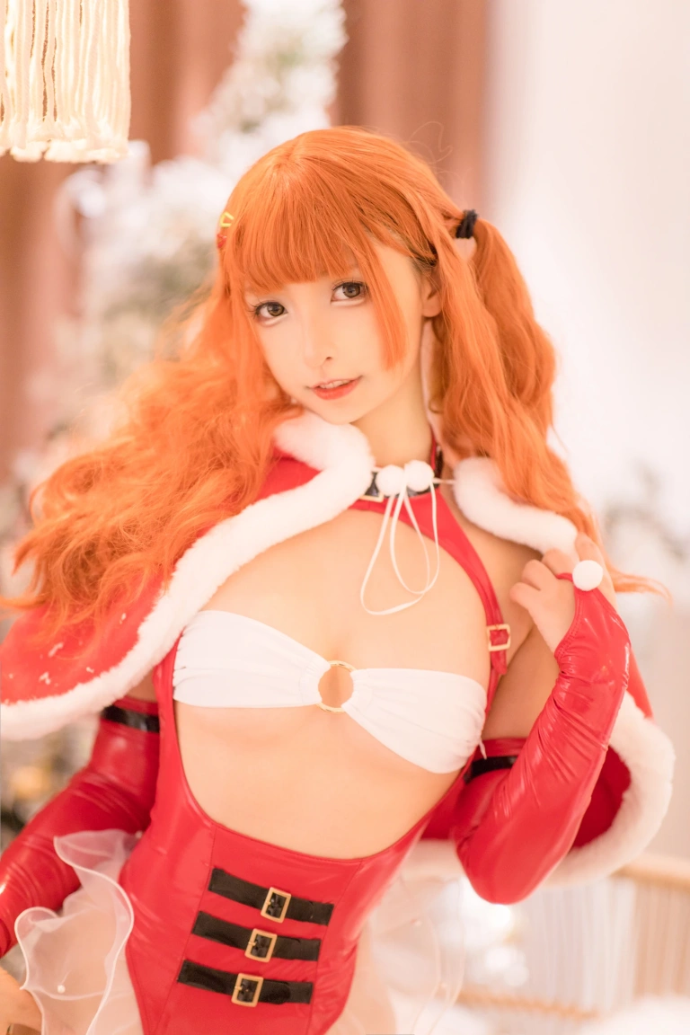 神楽坂真冬《第二季 序号28：《クリスマス クイーン》》写真图集 150P｜在线预览与图包下载