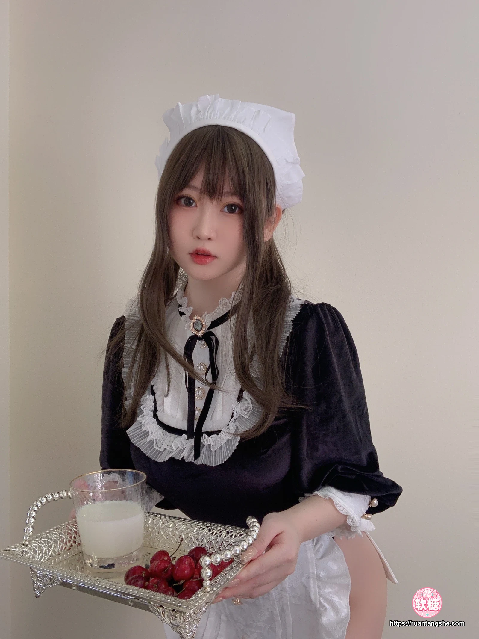 依酱 依酱 NO.48 - 女仆馆长