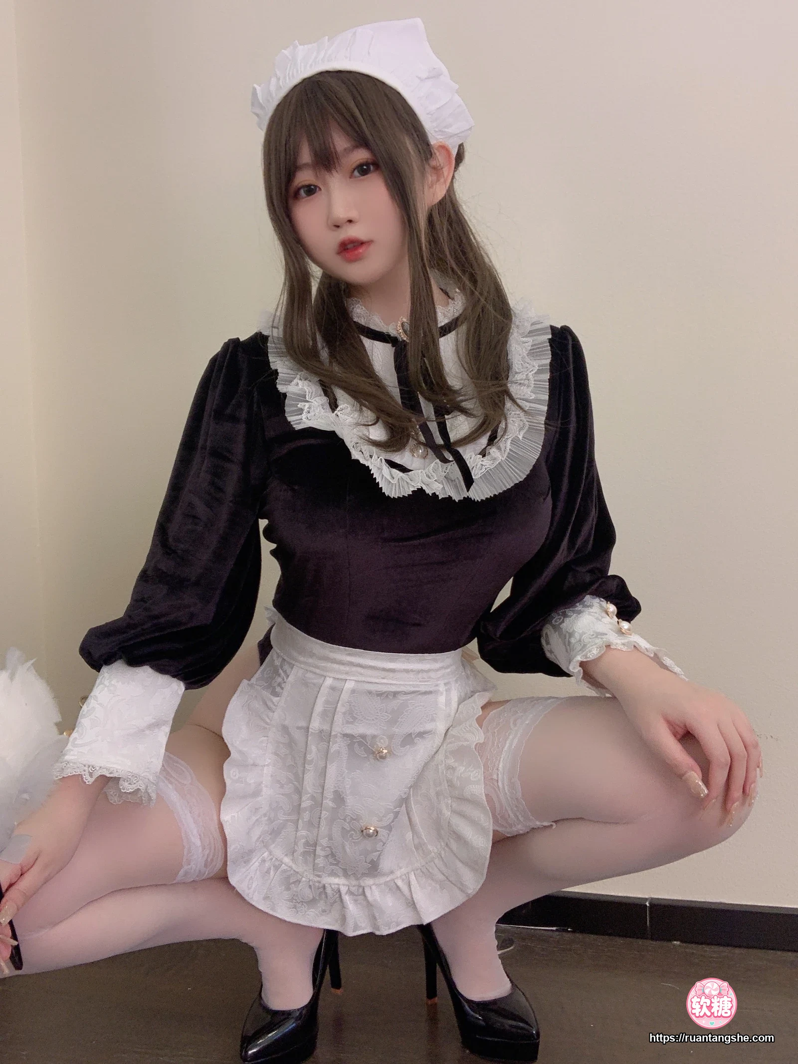 依酱 依酱 NO.48 - 女仆馆长