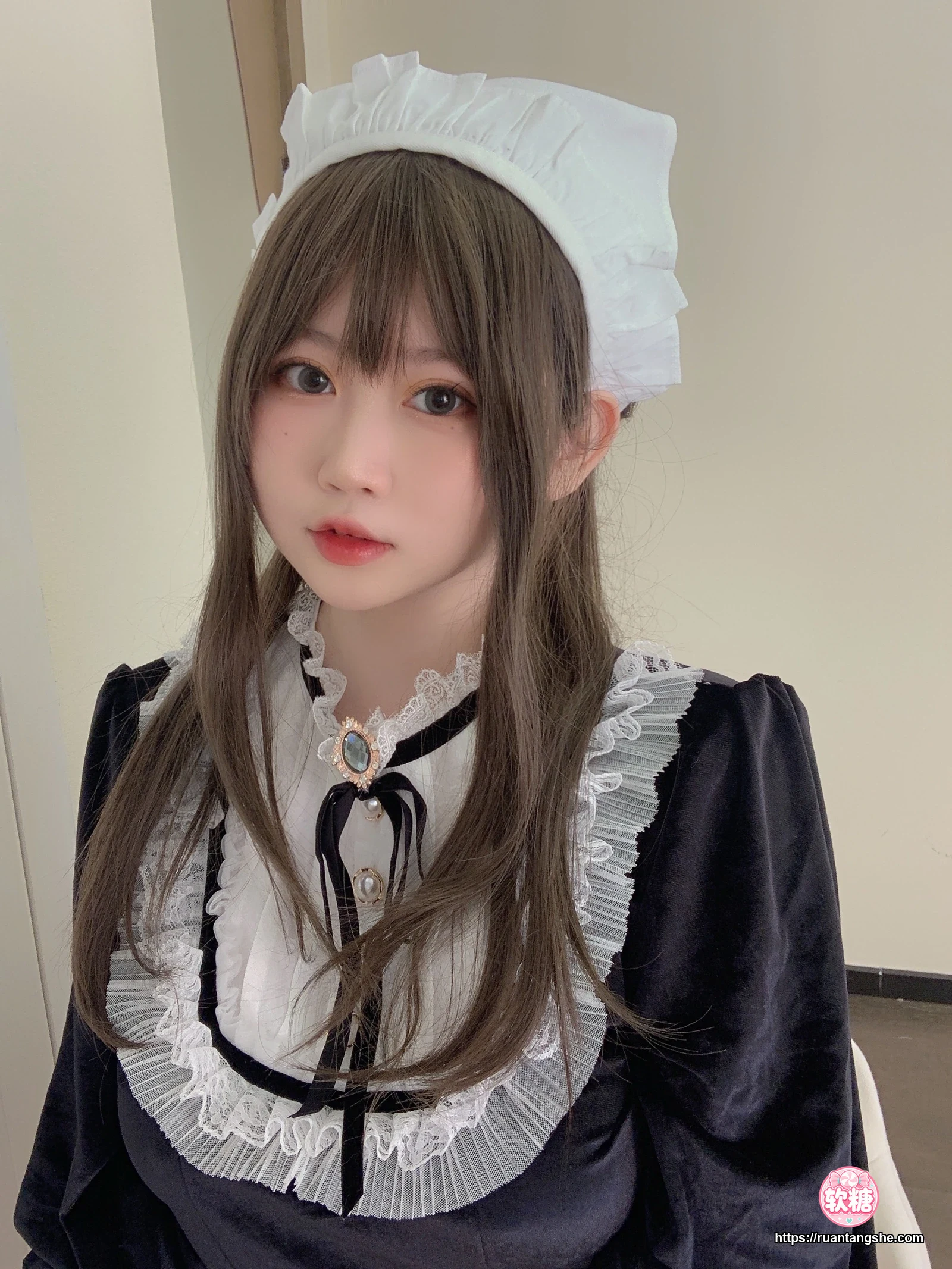 依酱 依酱 NO.48 - 女仆馆长