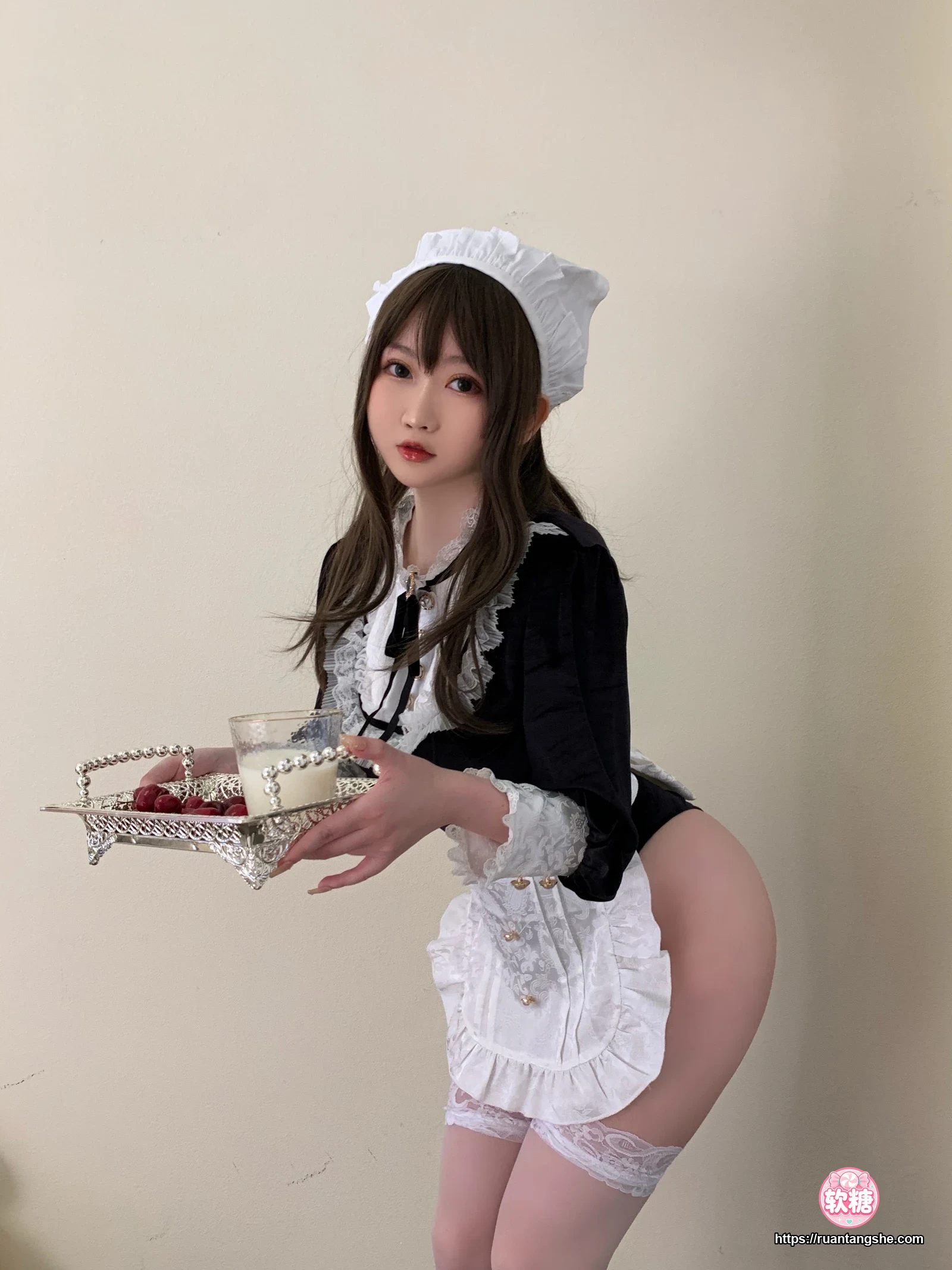 依酱 依酱 NO.48 - 女仆馆长