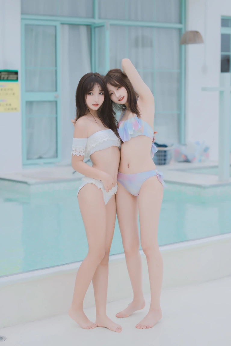 神楽坂真冬《第三季 序号2：《笑颜水时计》夏日比基尼》写真图集 150P+3V｜在线预览与图包下载
