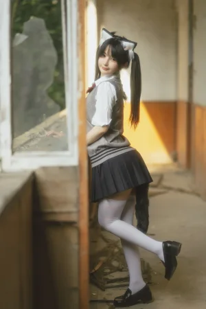 桜井宁宁《废墟jk》写真图集 74P｜在线预览与图包下载
