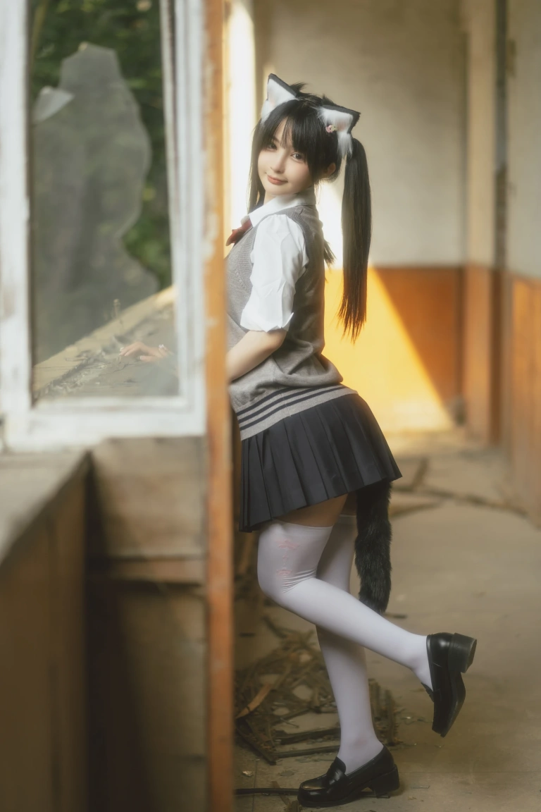 桜井宁宁《废墟jk》写真图集 74P｜在线预览与图包下载