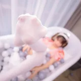 神楽坂真冬《第三季 序号15：《ガールズパフェ》雪糕少女》写真图集 150P+2V｜在线预览与图包下载