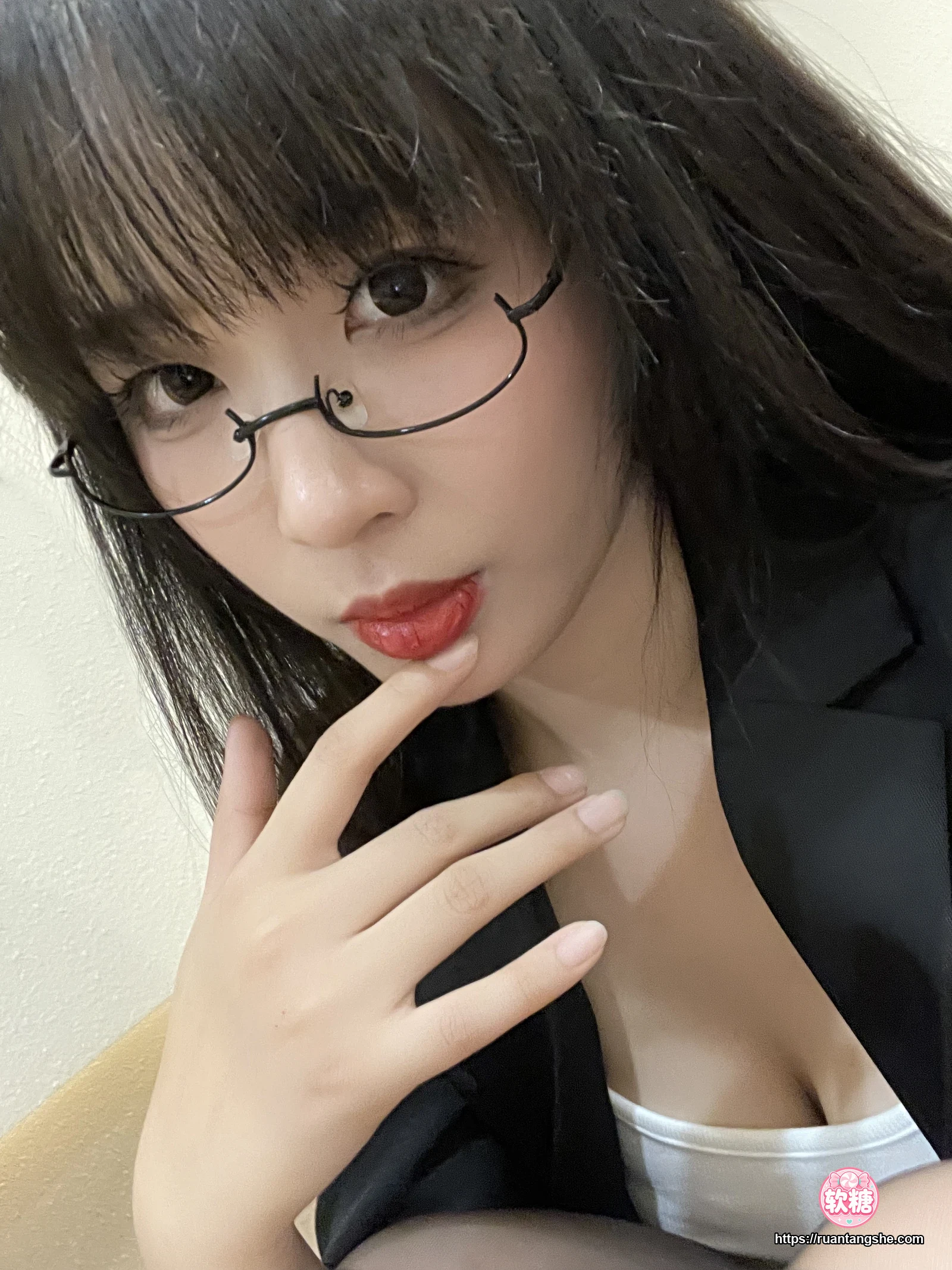 轩萧学姐 轩萧学姐 - NO.67 - 下班后的ol