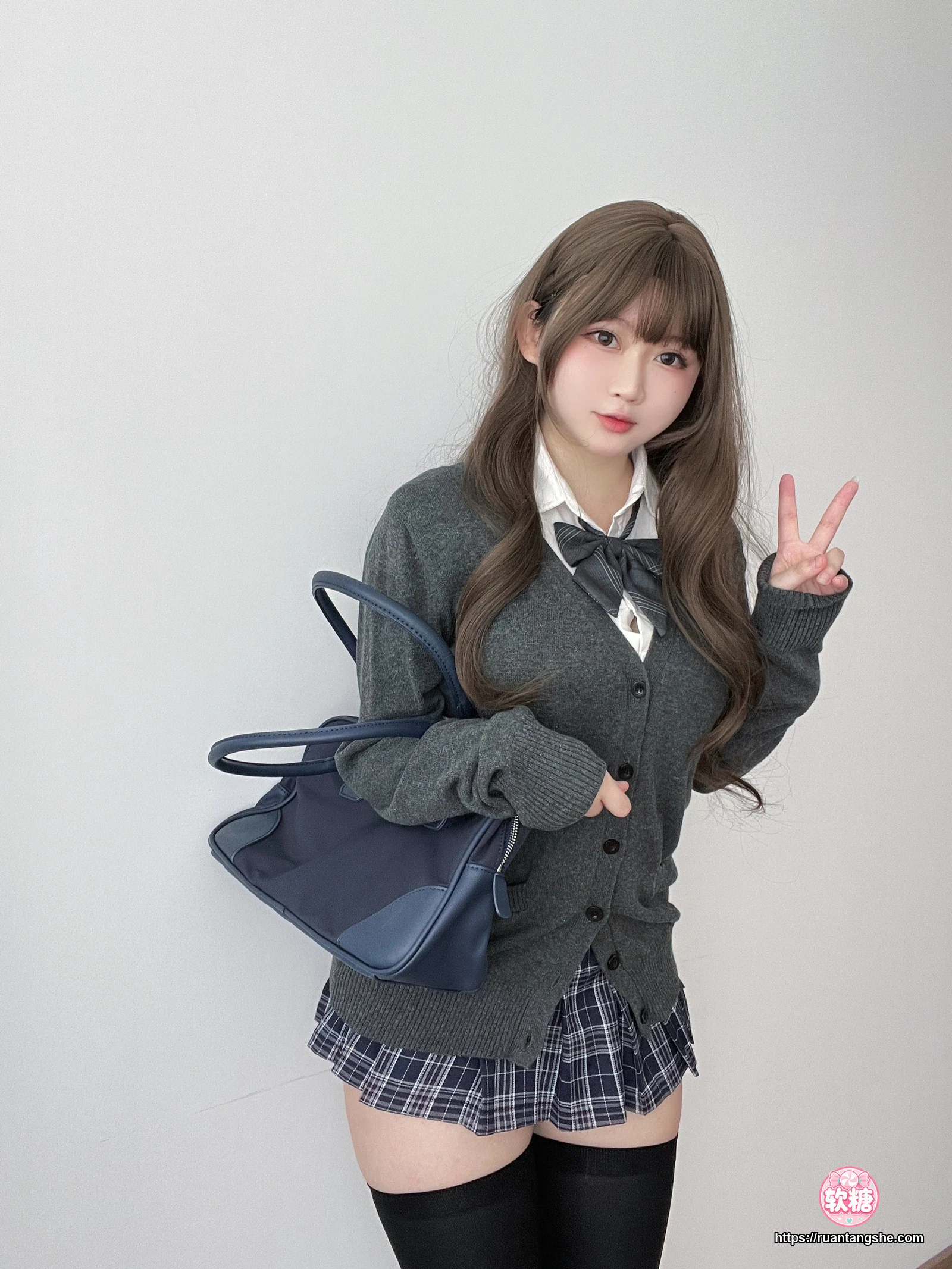 依酱 依酱 NO.72 - 学姐的日常