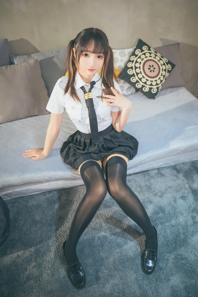 神楽坂真冬《第三季 序号24：「お帰りなさい、指揮官」》写真图集 150P+2V｜在线预览与图包下载