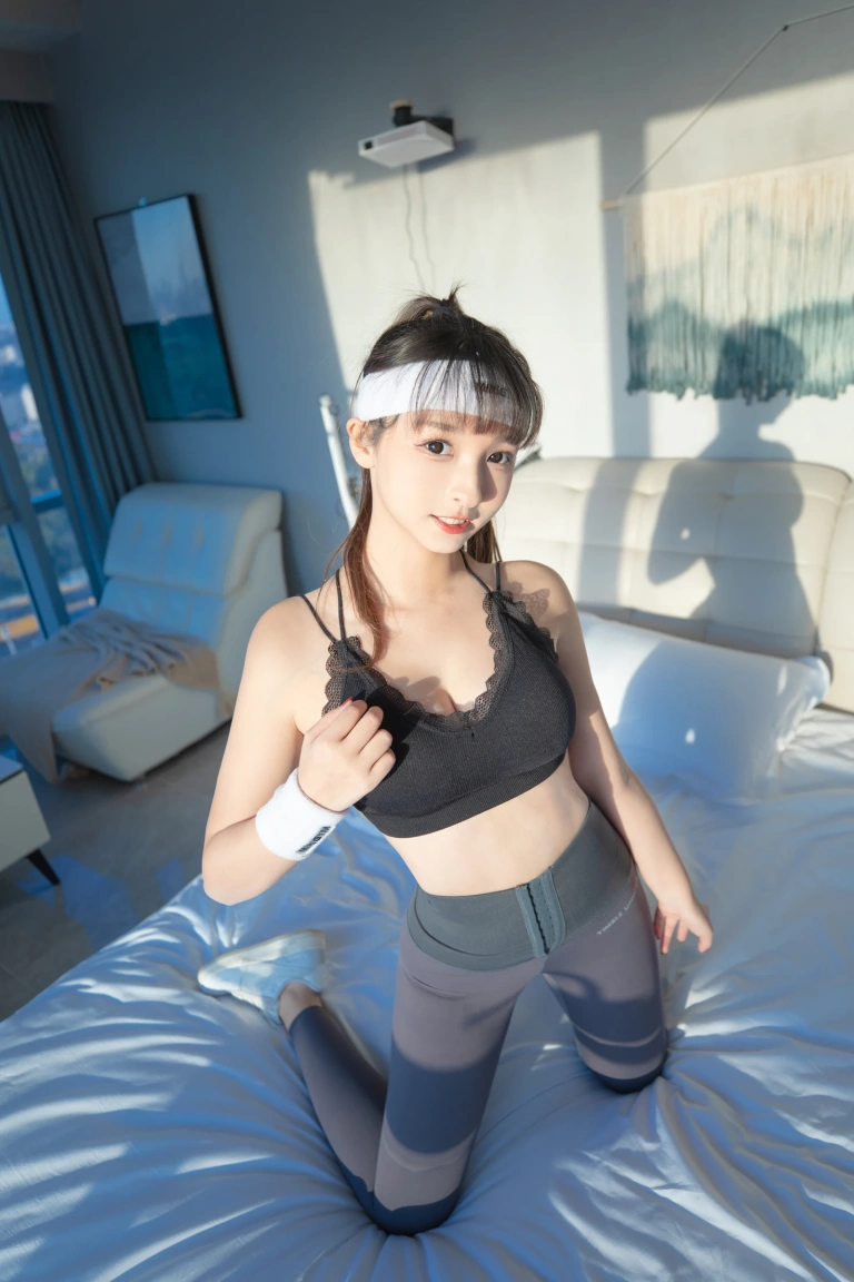 神楽坂真冬《第三季 序号26：健身主题《温度の香り》》写真图集 150P+2V｜在线预览与图包下载