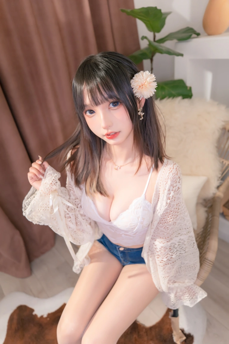 神楽坂真冬《第三季 序号31：牛仔裤女孩《牛仔狂热》》写真图集 150P+2V｜在线预览与图包下载