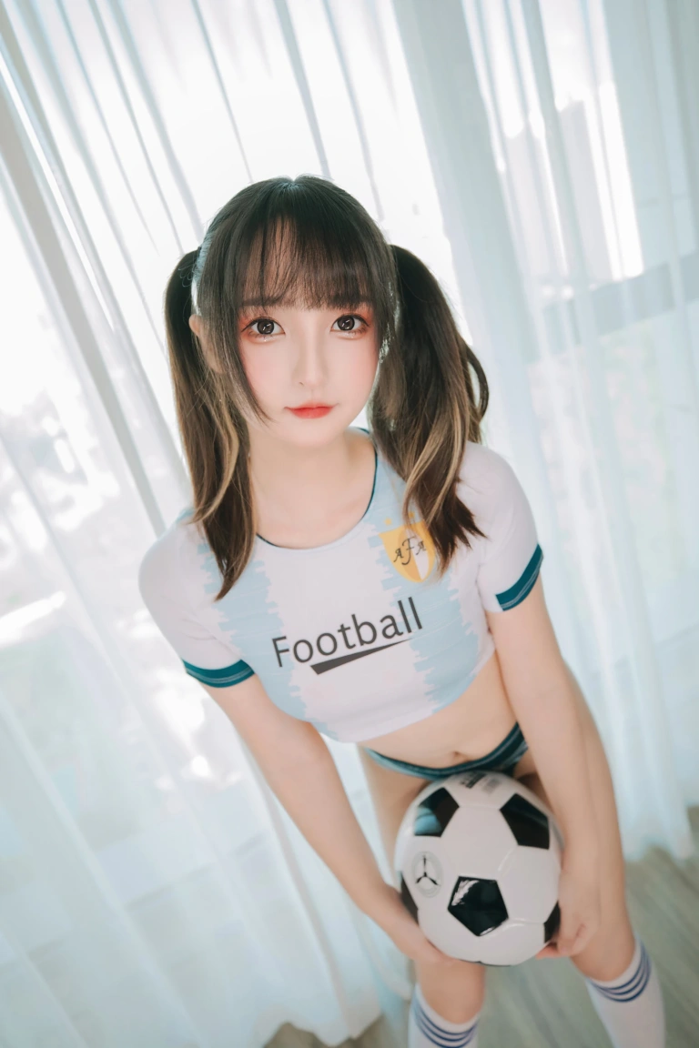 神楽坂真冬《第三季 序号32：《ハーフタイム》啦啦队少女》写真图集 150P+2V｜在线预览与图包下载