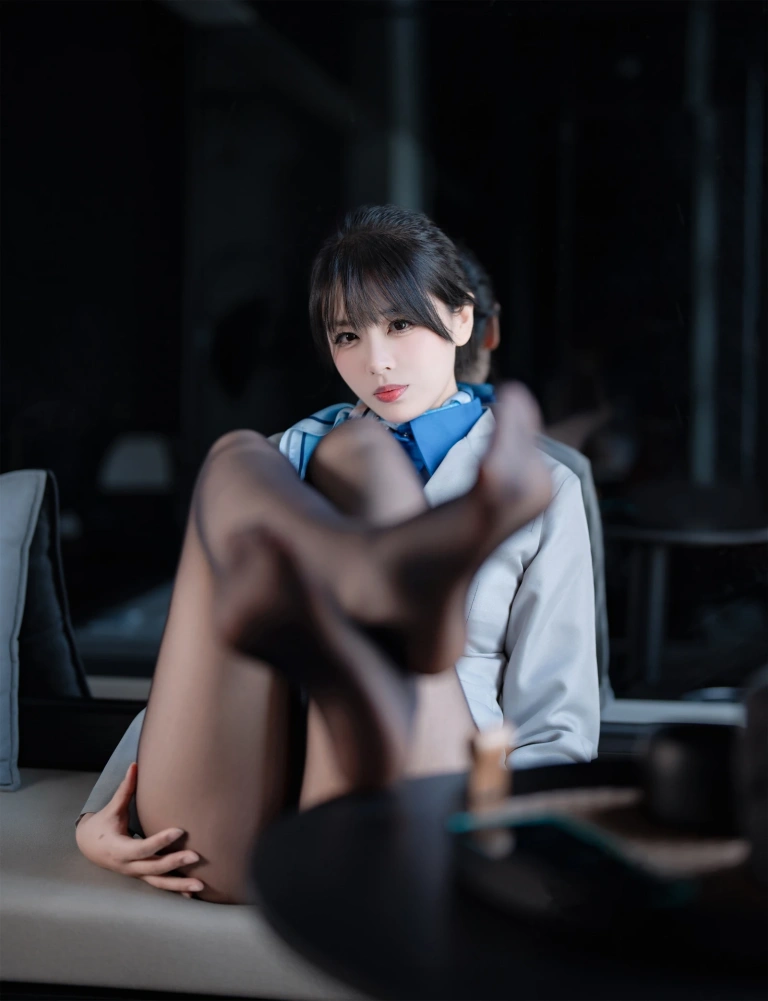 轩萧学姐《NO.82 – 空姐室内黑丝》写真图集 75P+1V｜在线预览与图包下载