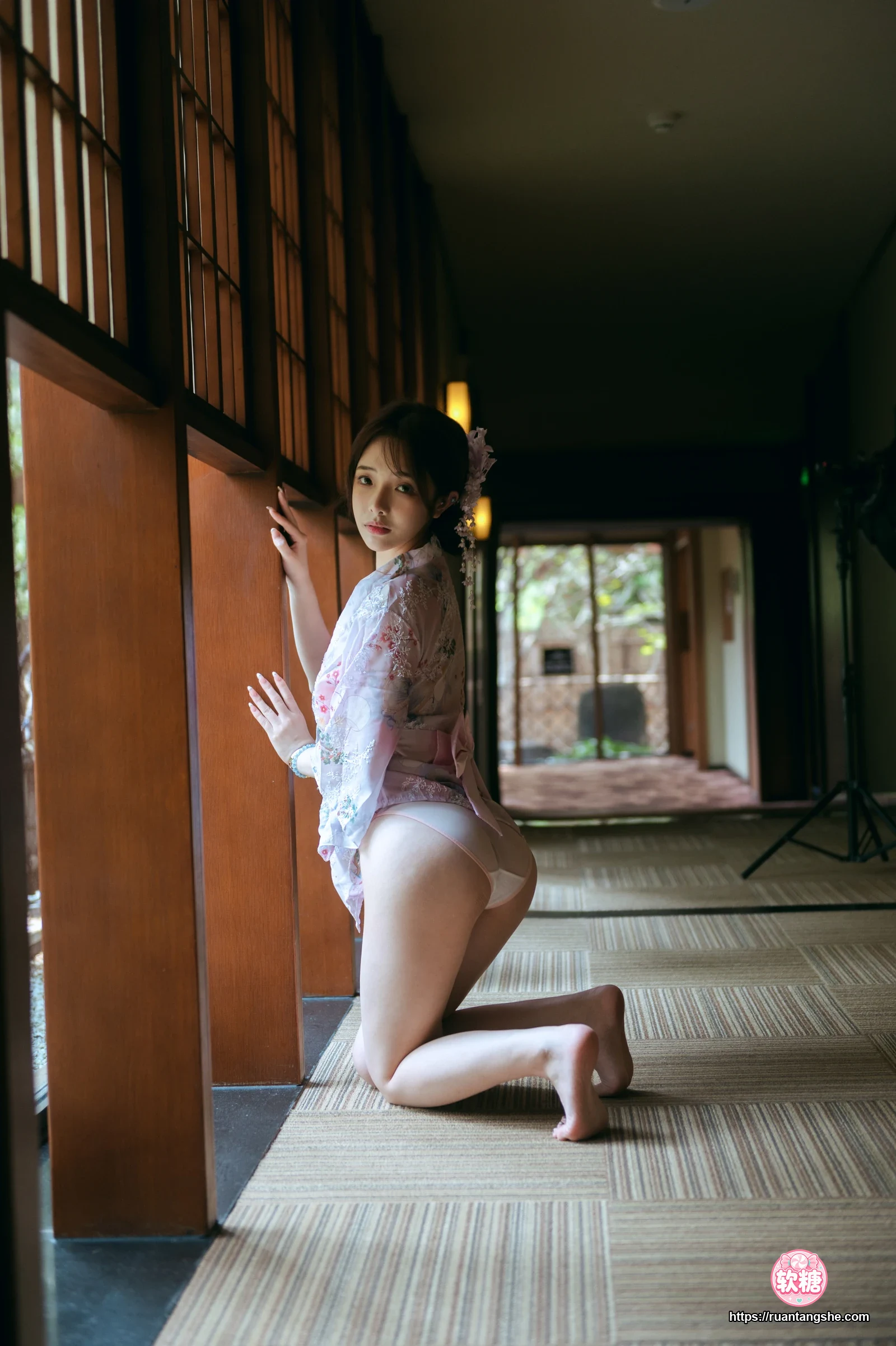 雯仔不讲道理 雯仔不讲道理 NO.95 - 和风庭院